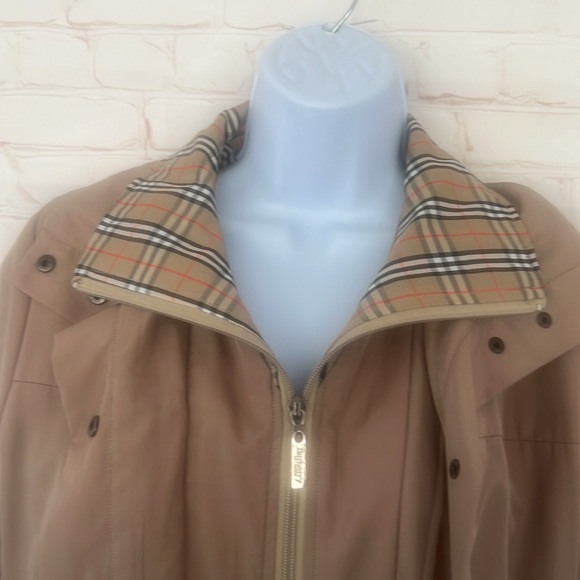 VTG BURBERRY OF LONDON nova check print coat size small tan - Picture 10 of 16